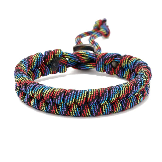 Adjustable handwoven paracord surviva
