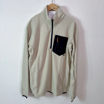 Everyday clothing piece with breathable fabric and flexible fit